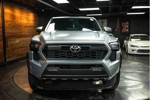 2025 Toyota Tacoma Hybrid TRD
