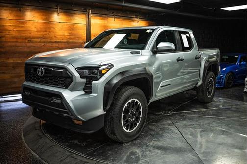 2025 Toyota Tacoma Hybrid TRD