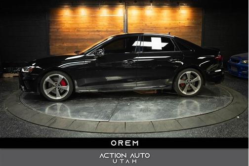 2023 Audi A4 45 S line quattro Premium