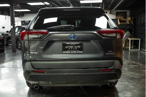 2019 Toyota RAV4 Hybrid LE