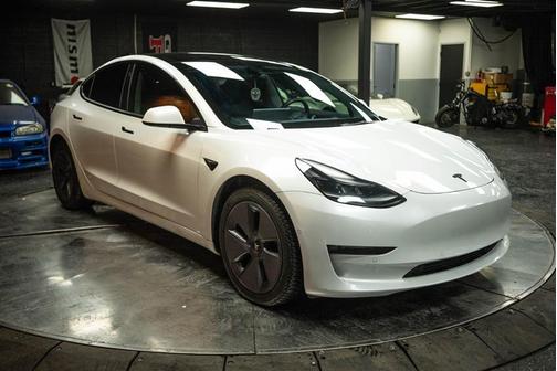 2022 Tesla Model 3 Long Range
