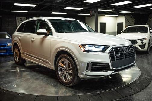 2020 Audi Q7 55 Premium