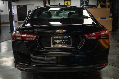 2022 Chevrolet Malibu LT