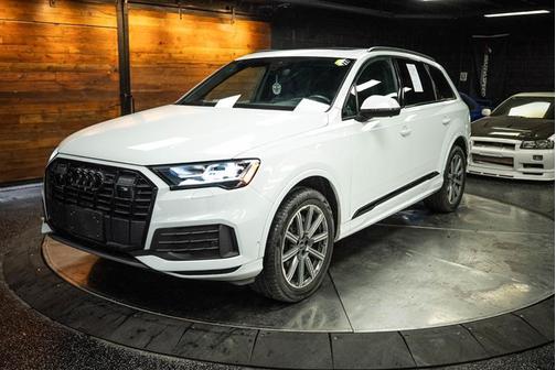 2022 Audi Q7 45 Premium