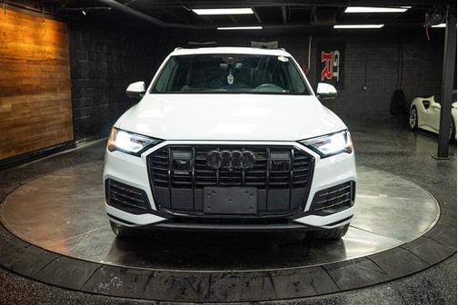 2022 Audi Q7 45 Premium