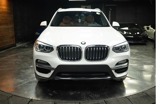 White 2018 BMW X3 xDrive30i