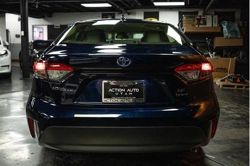 2025 Toyota Corolla Hybrid LE