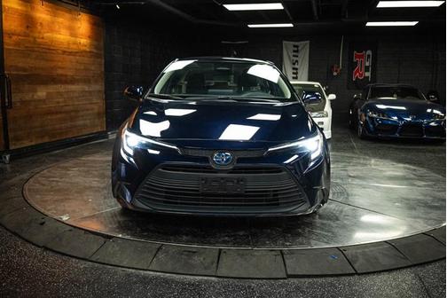 2025 Toyota Corolla Hybrid LE