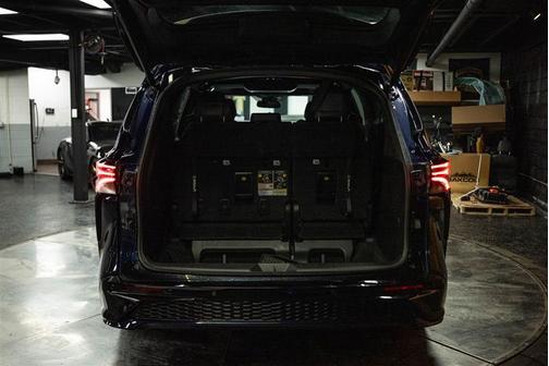 2022 Toyota Sienna XSE 7 Passenger