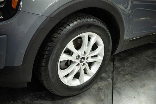 2022 Kia Telluride LX