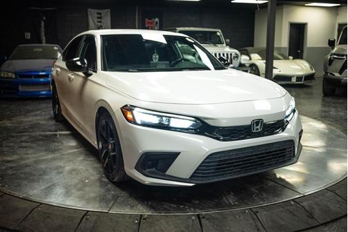 White 2022 Honda Civic Sport