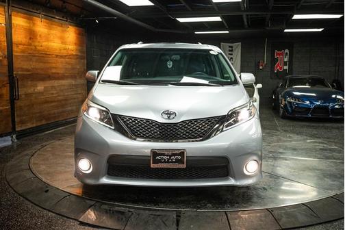 2017 Toyota Sienna SE Premium