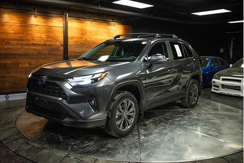 2024 Toyota RAV4 Hybrid XLE Premium