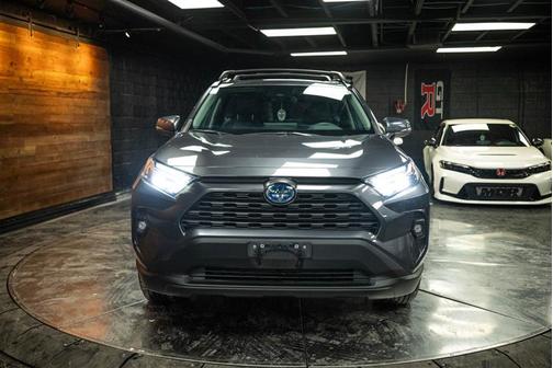 2024 Toyota RAV4 Hybrid XLE Premium