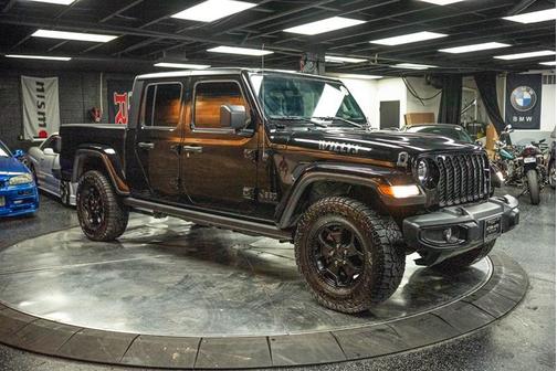 2021 Jeep Gladiator Sport