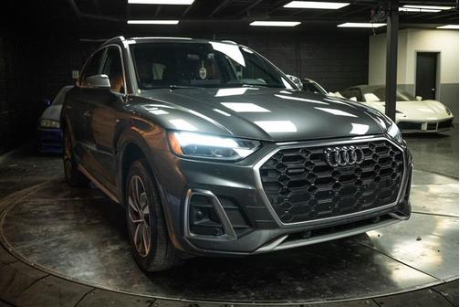 2022 Audi Q5 45 S line Premium Plus
