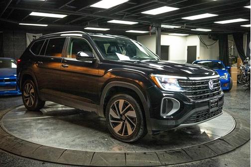 2024 Volkswagen Atlas 2.0T SE