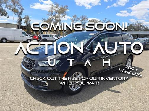 Black 2024 Chrysler Pacifica Touring-L