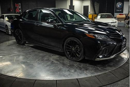 2022 Toyota Camry Hybrid XSE