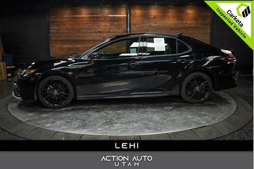 2022 Toyota Camry Hybrid XSE