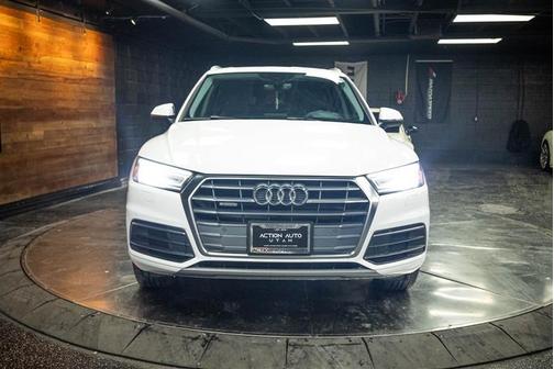 Ibis White 2020 Audi Q5 45 Premium