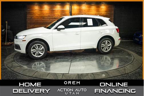 Ibis White 2020 Audi Q5 45 Premium