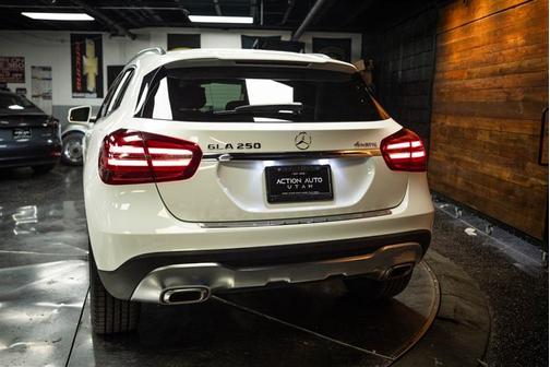 2019 Mercedes-Benz GLA 250 Base 4MATIC