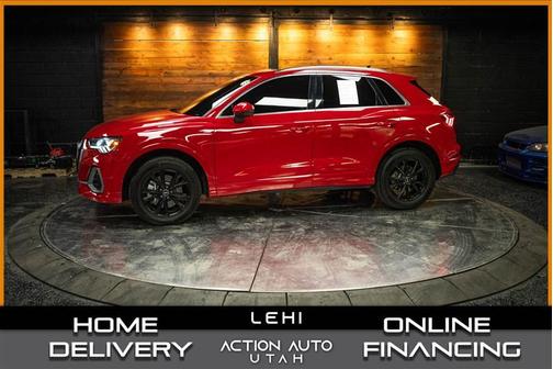 2024 Audi Q3 45 S line Premium