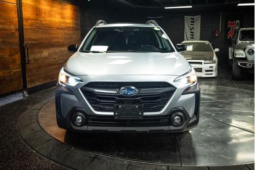 Ice Silver Metallic 2024 Subaru Outback Premium