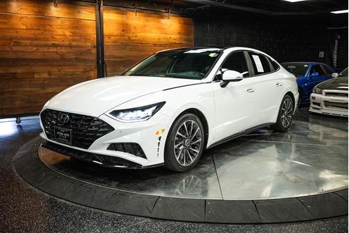 2022 Hyundai SONATA Limited