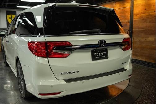 2023 Honda Odyssey Elite