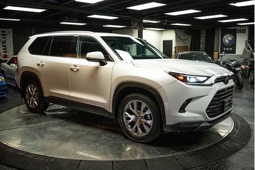 2024 Toyota Grand Highlander LIMITED