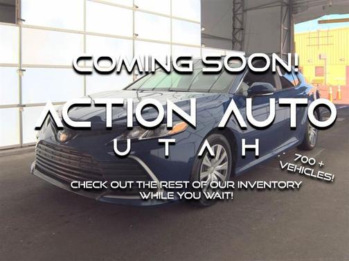 2023 Toyota Camry Hybrid LE