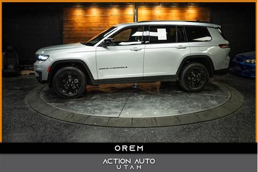 2024 Jeep Grand Cherokee L Laredo