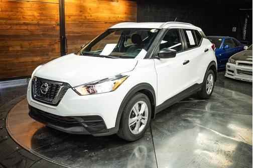 2019 Nissan Kicks S