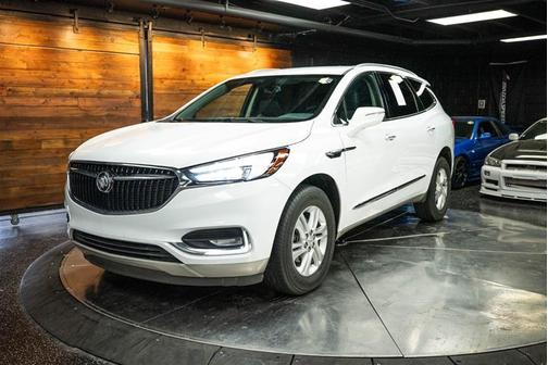 2021 Buick Enclave Essence