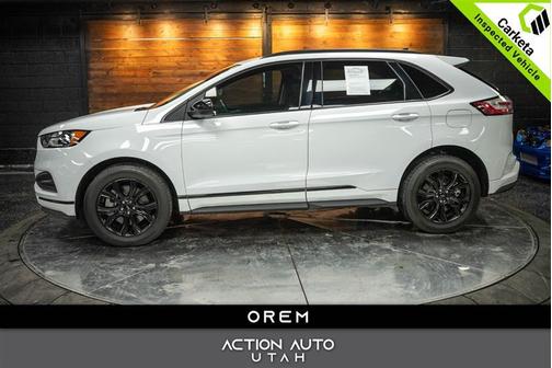 2022 Ford Edge SE
