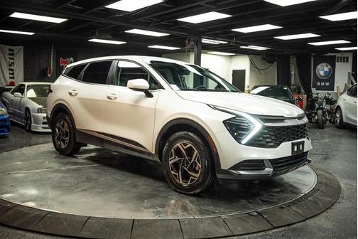 2024 Kia Sportage LX