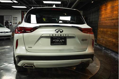 2023 INFINITI QX50 Luxe