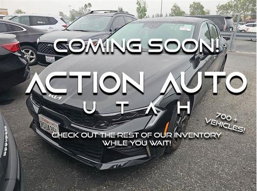 Black 2025 Kia K5 LXS