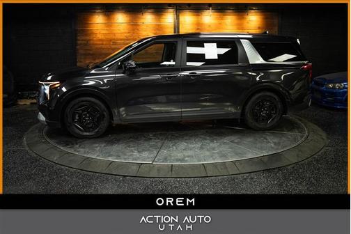 2025 Kia Carnival LXS