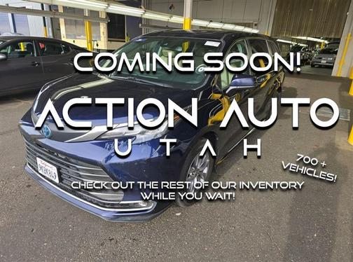 Blue 2022 Toyota Sienna XLE