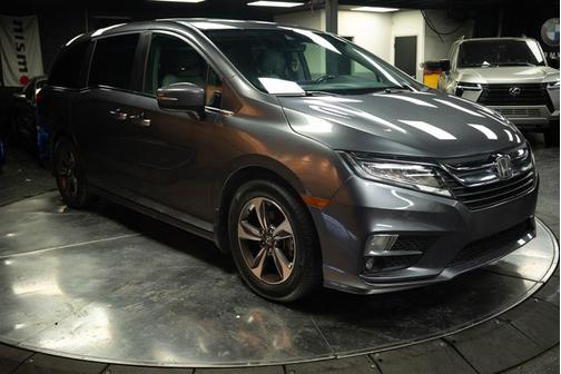 Gray 2018 Honda Odyssey Touring