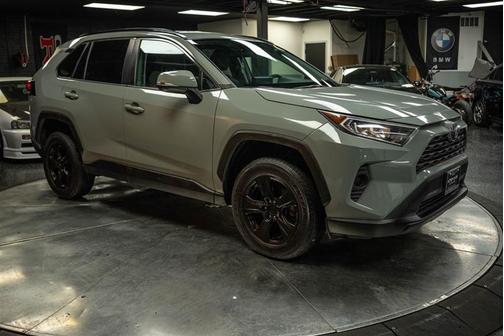 2021 Toyota RAV4 XLE