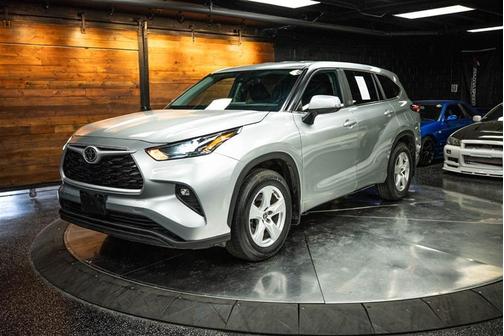 2023 Toyota Highlander XLE