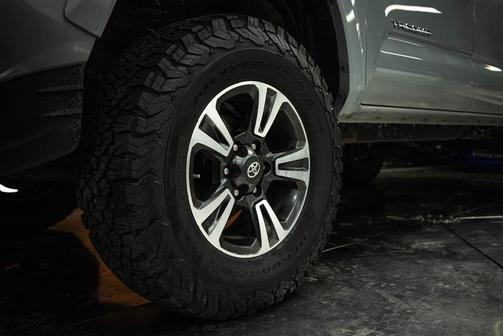 2019 Toyota Tacoma TRD Sport