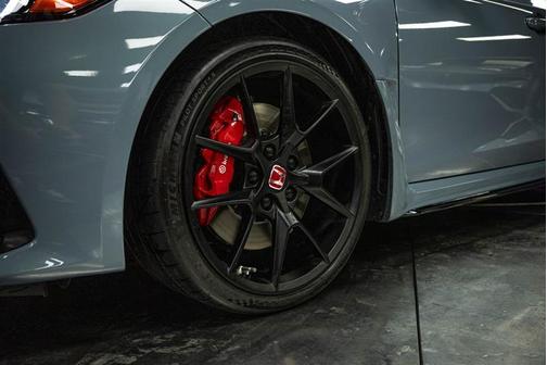 2025 Honda Civic Type R Base