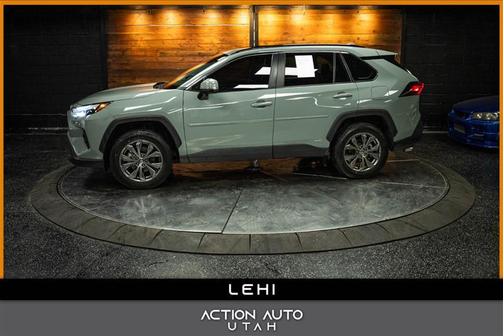 2022 Toyota RAV4 Hybrid XLE Premium