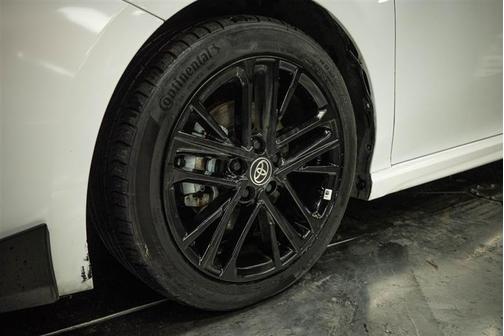 White 2025 Toyota Camry SE