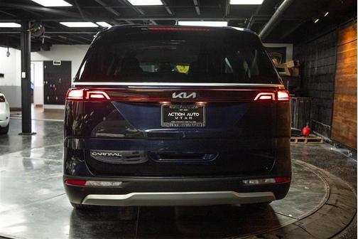 Blue 2024 Kia Carnival LX